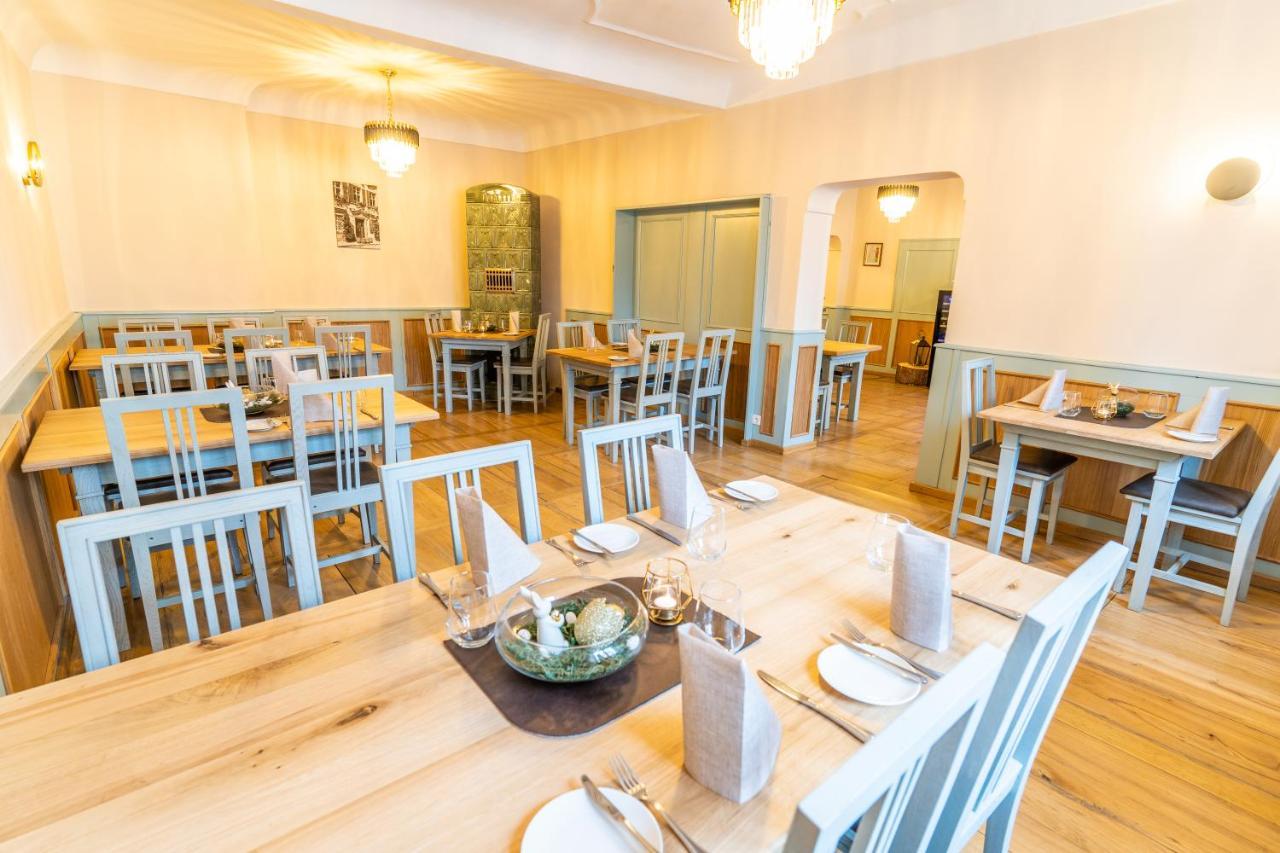 Gasthof Roemischer Kaiser Ellingen Bagian luar foto